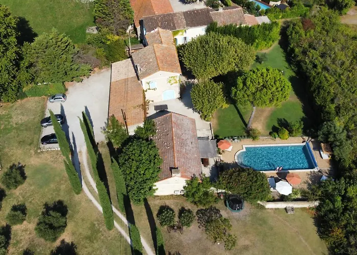 Le Mas des Perrines Maison d’Hôtes