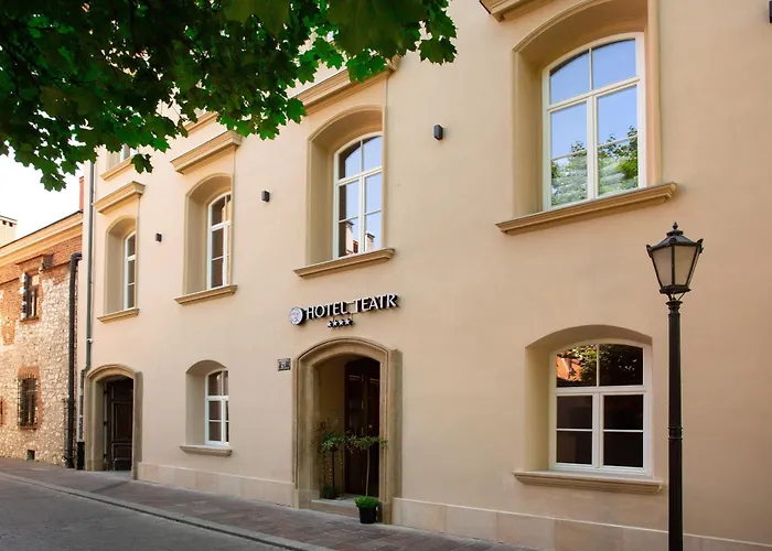 Dog friendly hotels Teatr