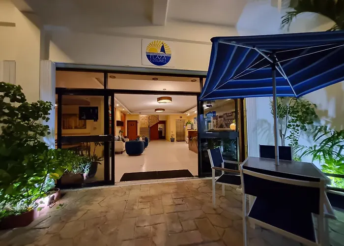 Hotels with pool Plaza Cozumel