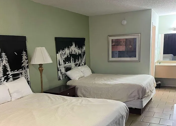 Motels Days Inn By Wyndham Branson Near Theatre District