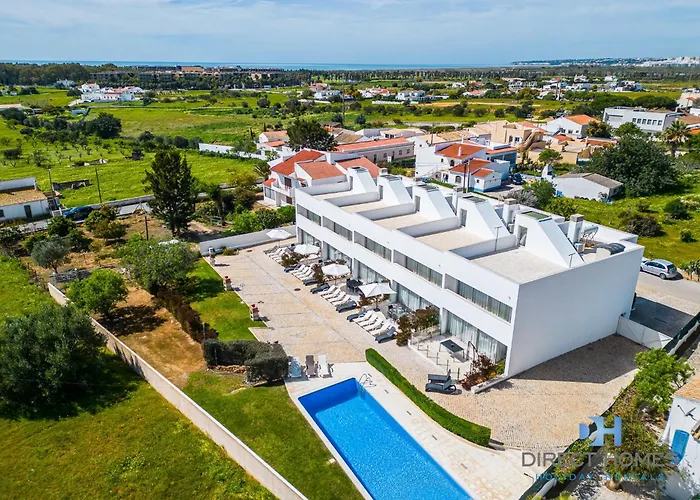 Original cottages s Rocha