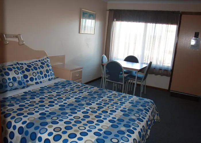 Raglan Motor Inn