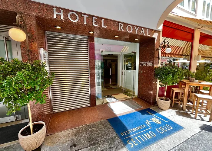 Hotel 5 Estrellas Royal