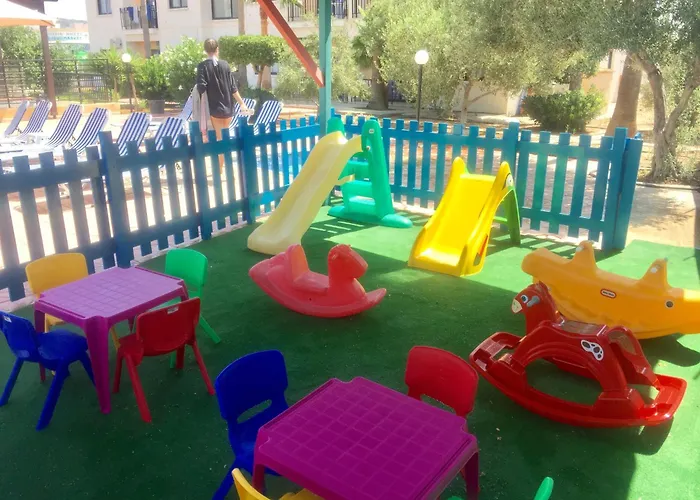 Carina Hotel Apartments