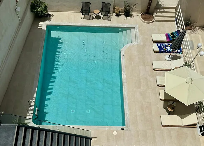 Goedkoop hotel: Floral Hotel