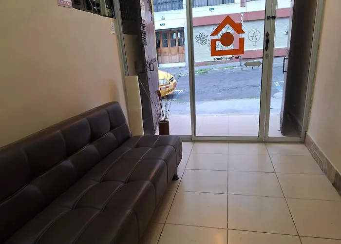Travel House