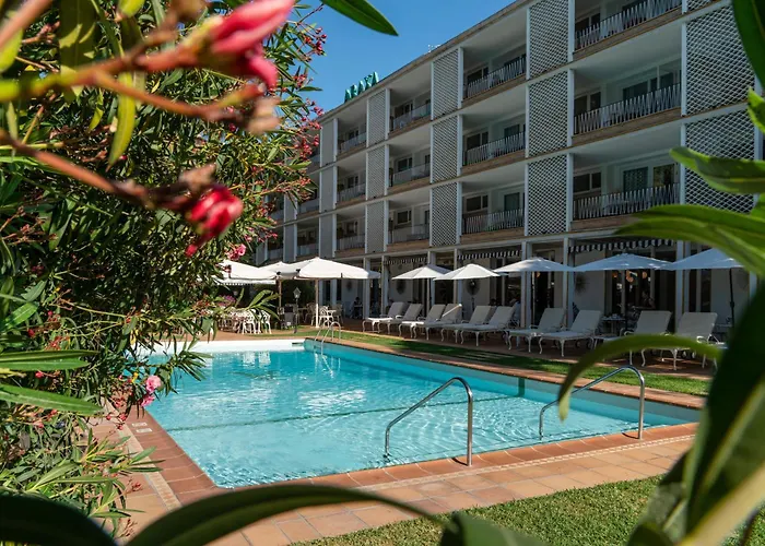 Hotels Close to Airport Araxa - Adults Only