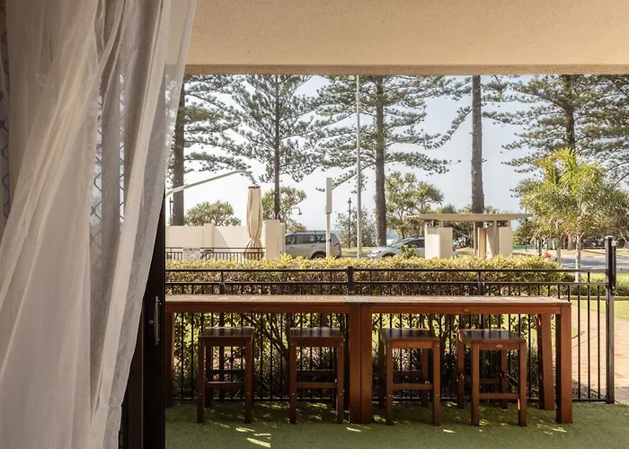 Columbia Beachfront Apartments On Rainbow Bay