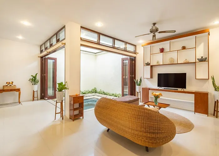 Villa: Seven Residence