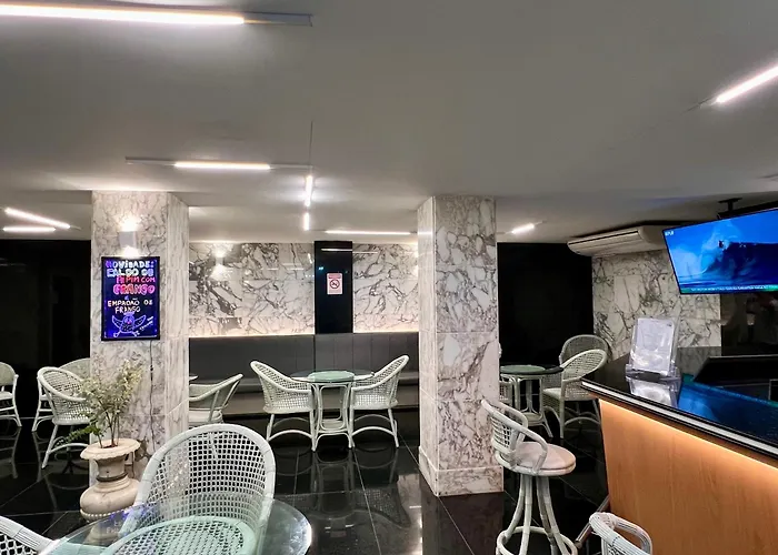 Hotel cerca del colegio: Hotel Ok