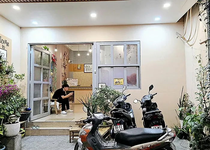 The Hostels Khoi