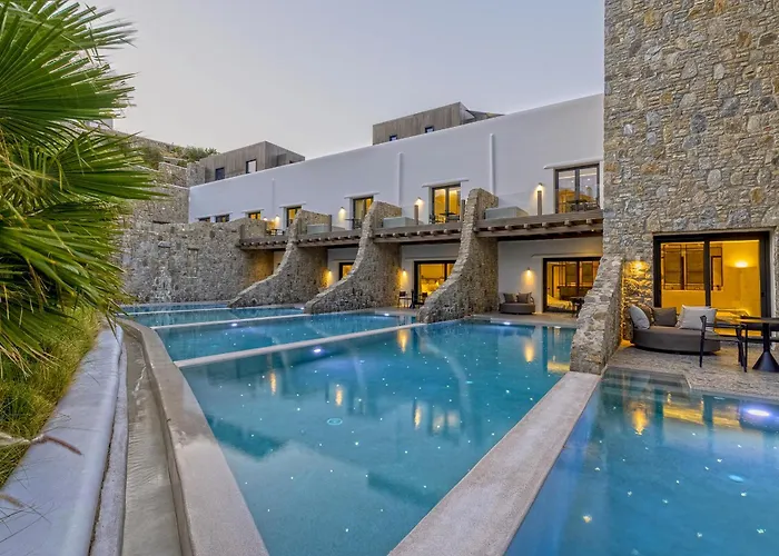 Aeonic Suites And Spa