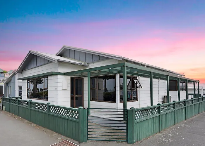 Family Hotel: The Nautilus