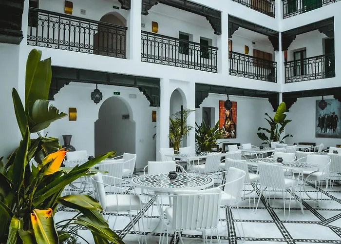 Luxury hotel only: 555 Hotel Clubbing Adults Only