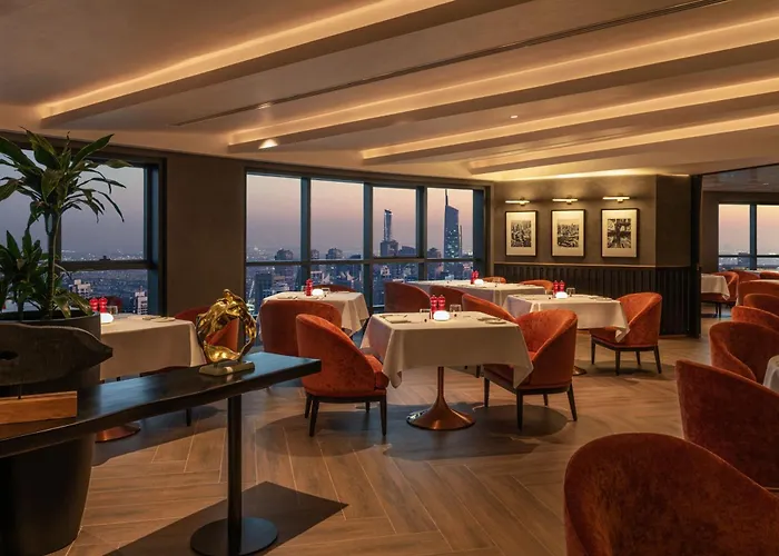 Beach Hotels Dubai Marriott Harbour And Suites