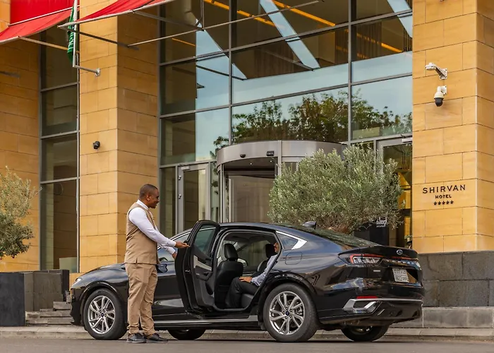 Hotel with view: Shirvan Hotel City Yard Jeddah