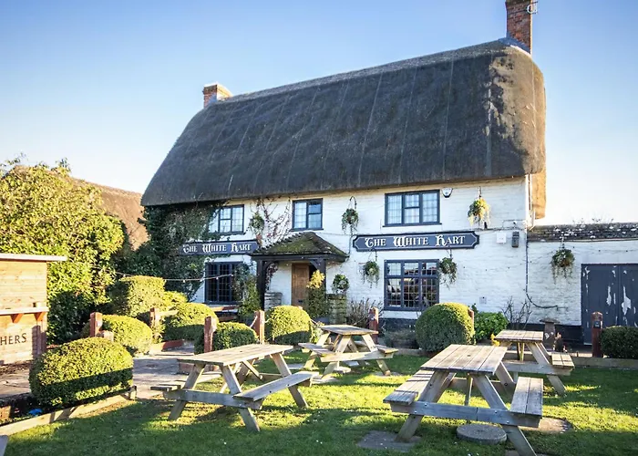 White Hart, Wroughton