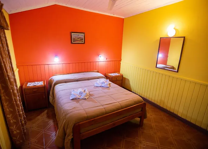 B&B only: Hosteria Los Helechos