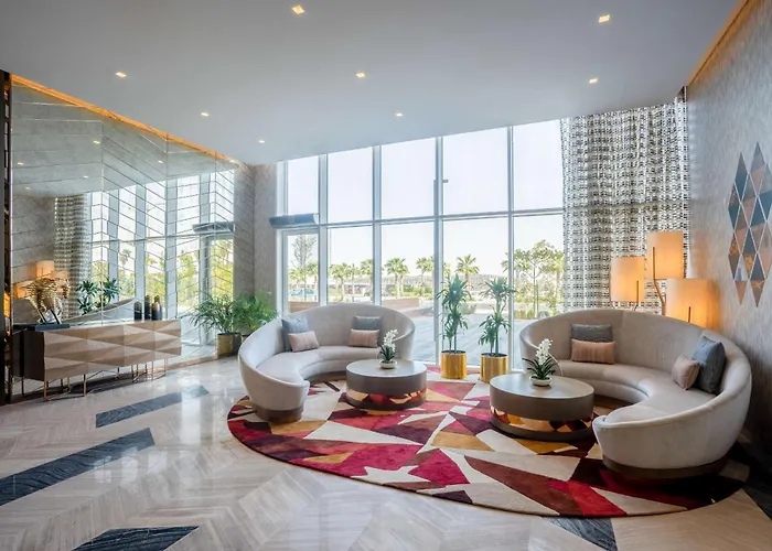 Hotel familiar: Radisson Dubai Damac Hills