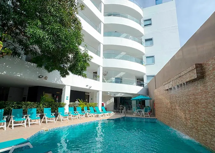 Portobelo Plaza Las Americas