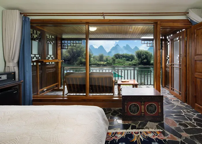 Family resorts Yangshuo Mountain Retreat
