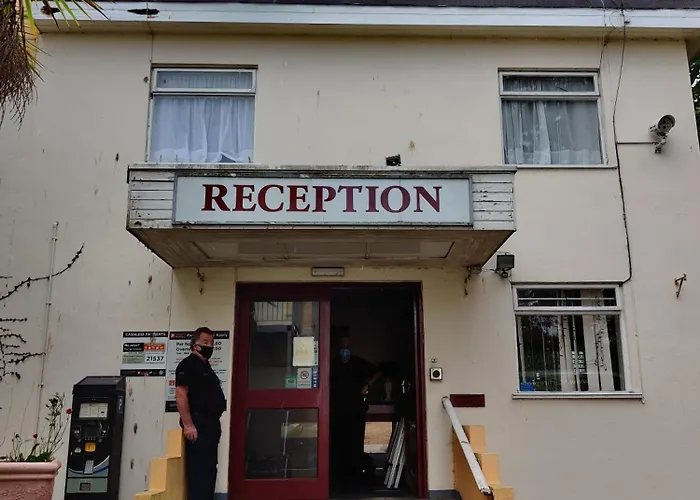 Resort: Inglewood Palm Hotel, Abbey Sands Torquay