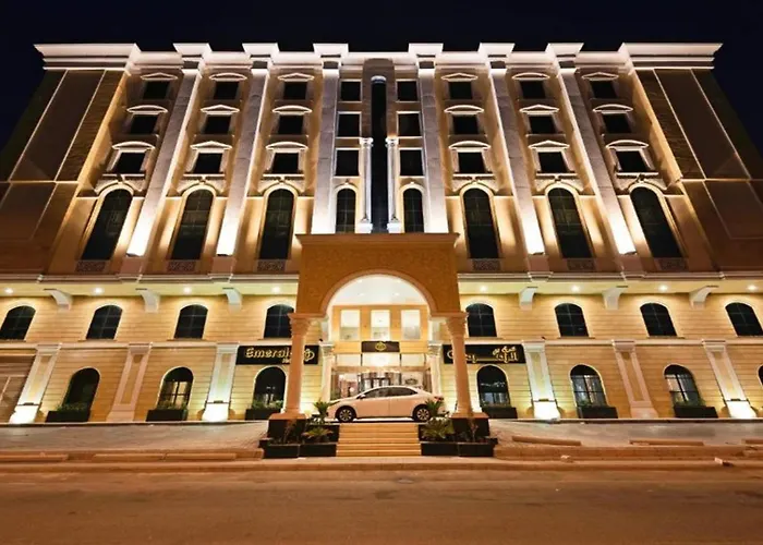 Luxury hotel only: Sunday Emerald Hotel