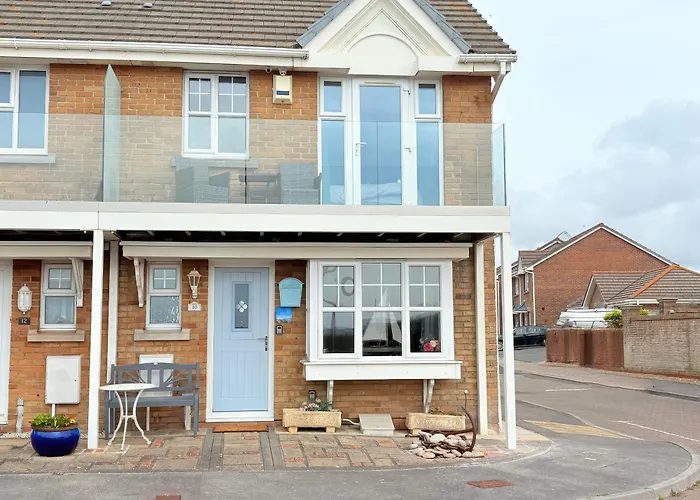 Vacation rental: Beach View House