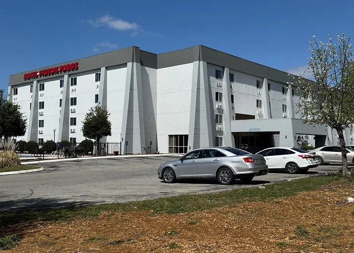 Сity center hotels Pigeon Forge (Adults Only)