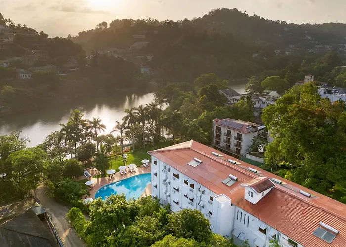 Suisse Kandy - Since 1890