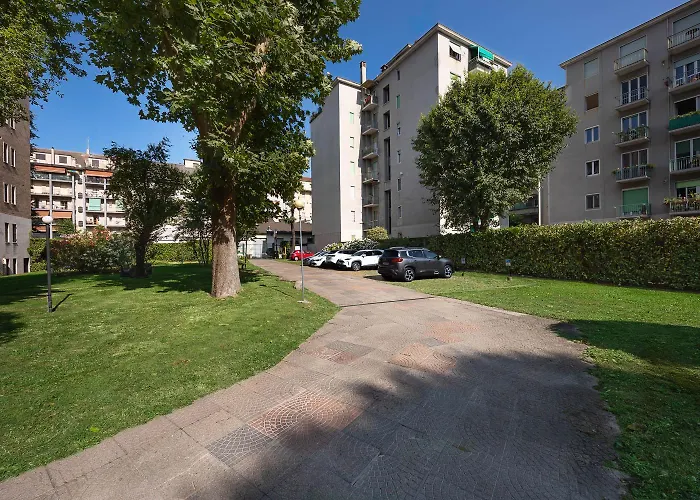 Ih s Milano Argonne Park
