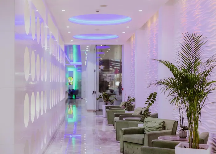 Сity center hotels River Rock