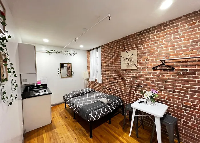 All Vacation Rentals 31 Street Broadway Hotel