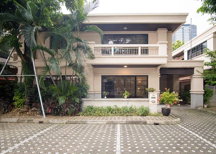 Oriental Palace Apartments