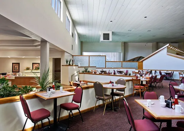 Salina Ambassador & Conference Center