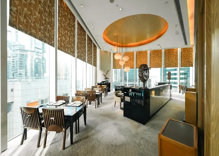 Island Shangri-La, Hong Kong