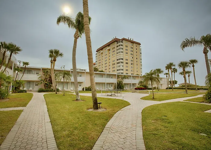 Sandcastle Resort At Lido Beach