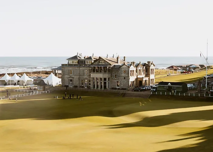Beach hotel: Rusacks St Andrews