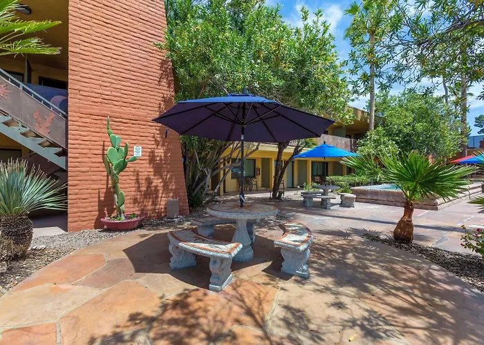 Royal Sun & Suites