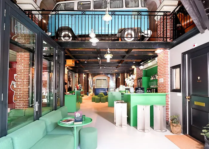 Romantic hotel: Hotel Not Hotel Amsterdam