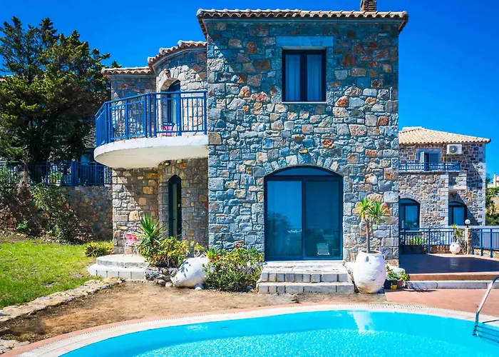 Vakantieverhuur: Niriides Villas