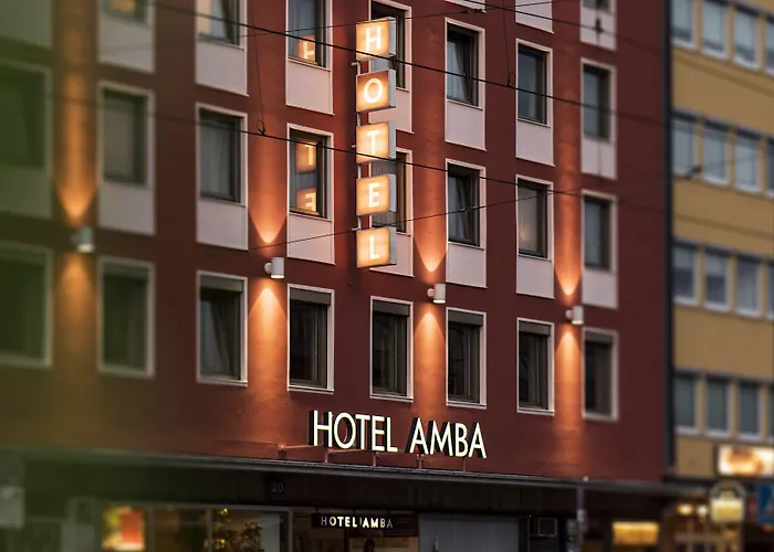 Cheap hotel: Hotel Amba