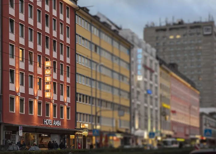 Cheap hotel: Hotel Amba