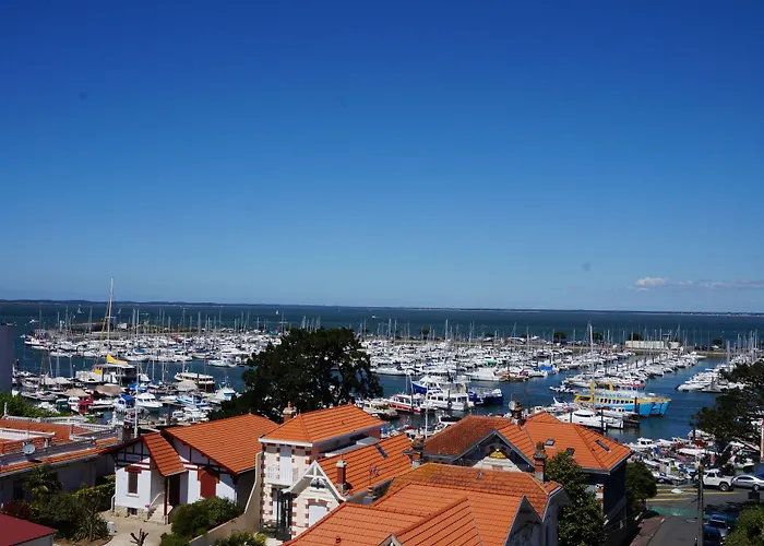  Le Nautic