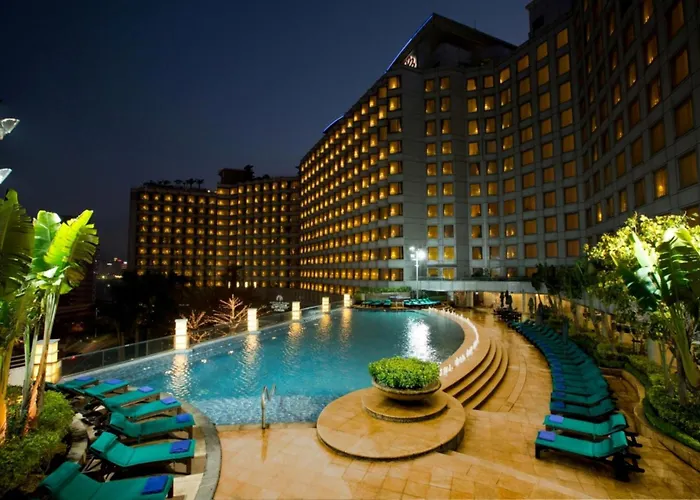 Hotels With Four Stars Harbour Plaza Metropolis