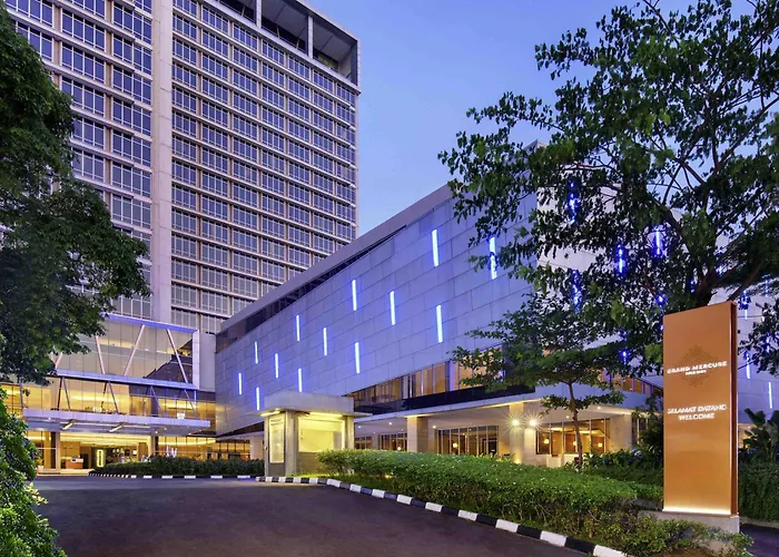 Jacuzzi hotel: Grand Mercure Solo Baru