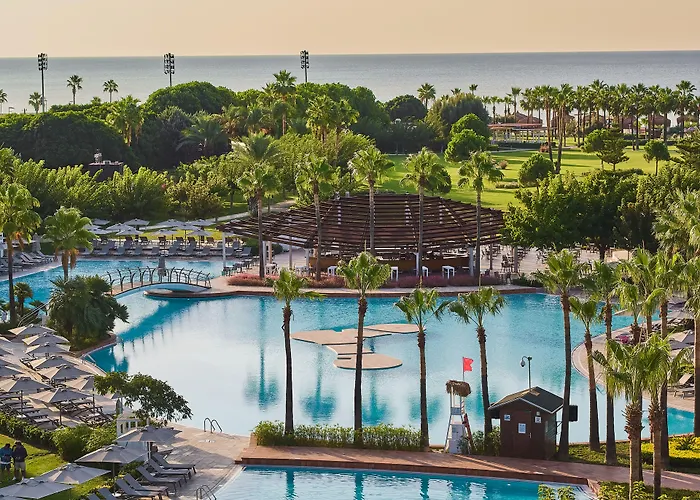 Hotel Jacuzzi Privatif Lara Barut Collection