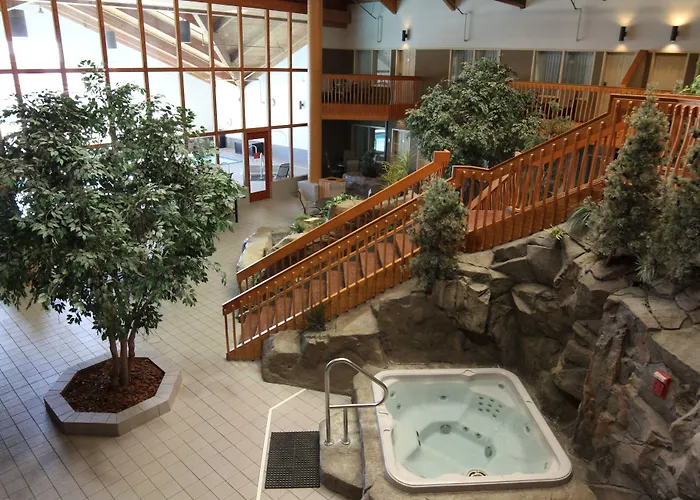 Family Friendly Hotels C'Mon Inn Grand Forks