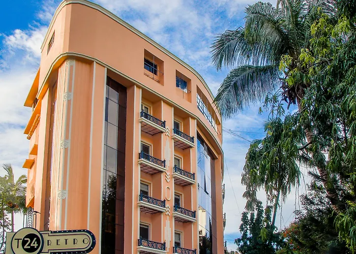 Hotels Close to Airport T24 Retro