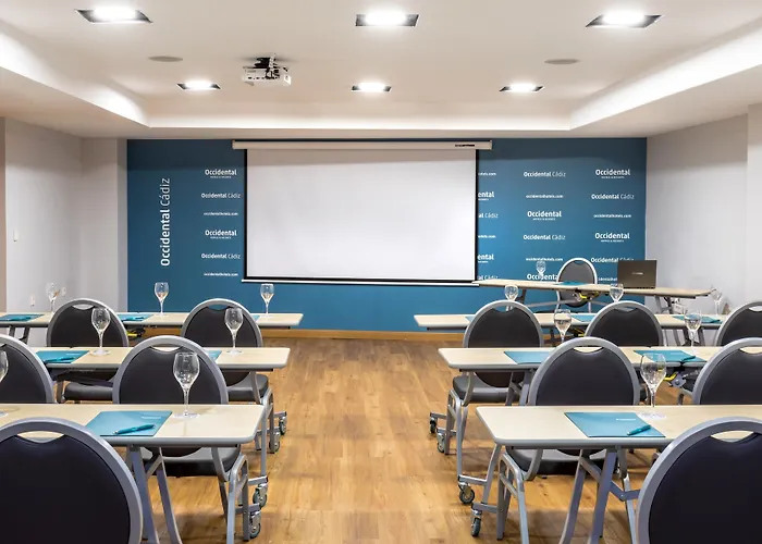 Сity center hotels Occidental Cadiz